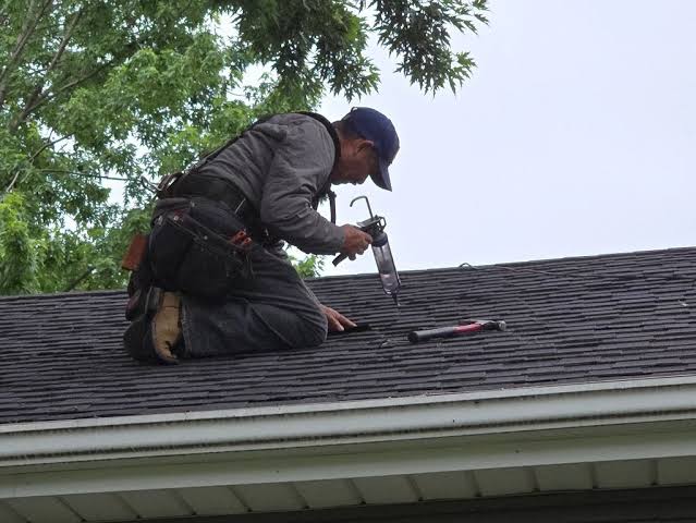 Storm Damage Roof Repair Chicago
